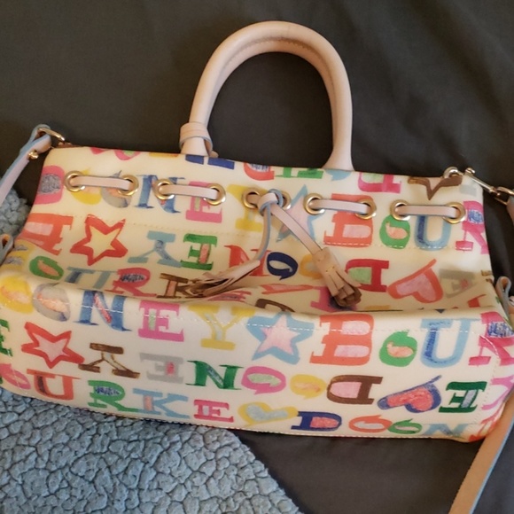 COPY - Dooney and Bourke letter purse - Picture 2 of 2